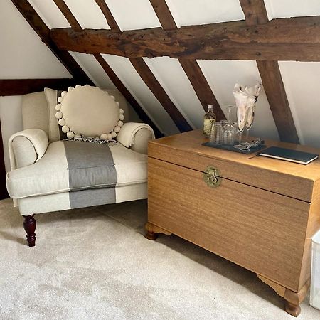Chestnut Tree Cottage, 7 High Street Ардингли Экстерьер фото