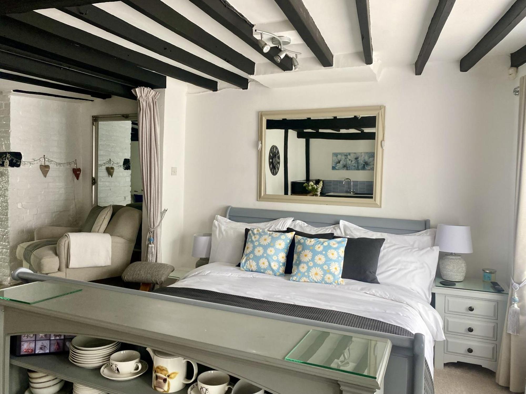 Chestnut Tree Cottage, 7 High Street Ардингли Экстерьер фото
