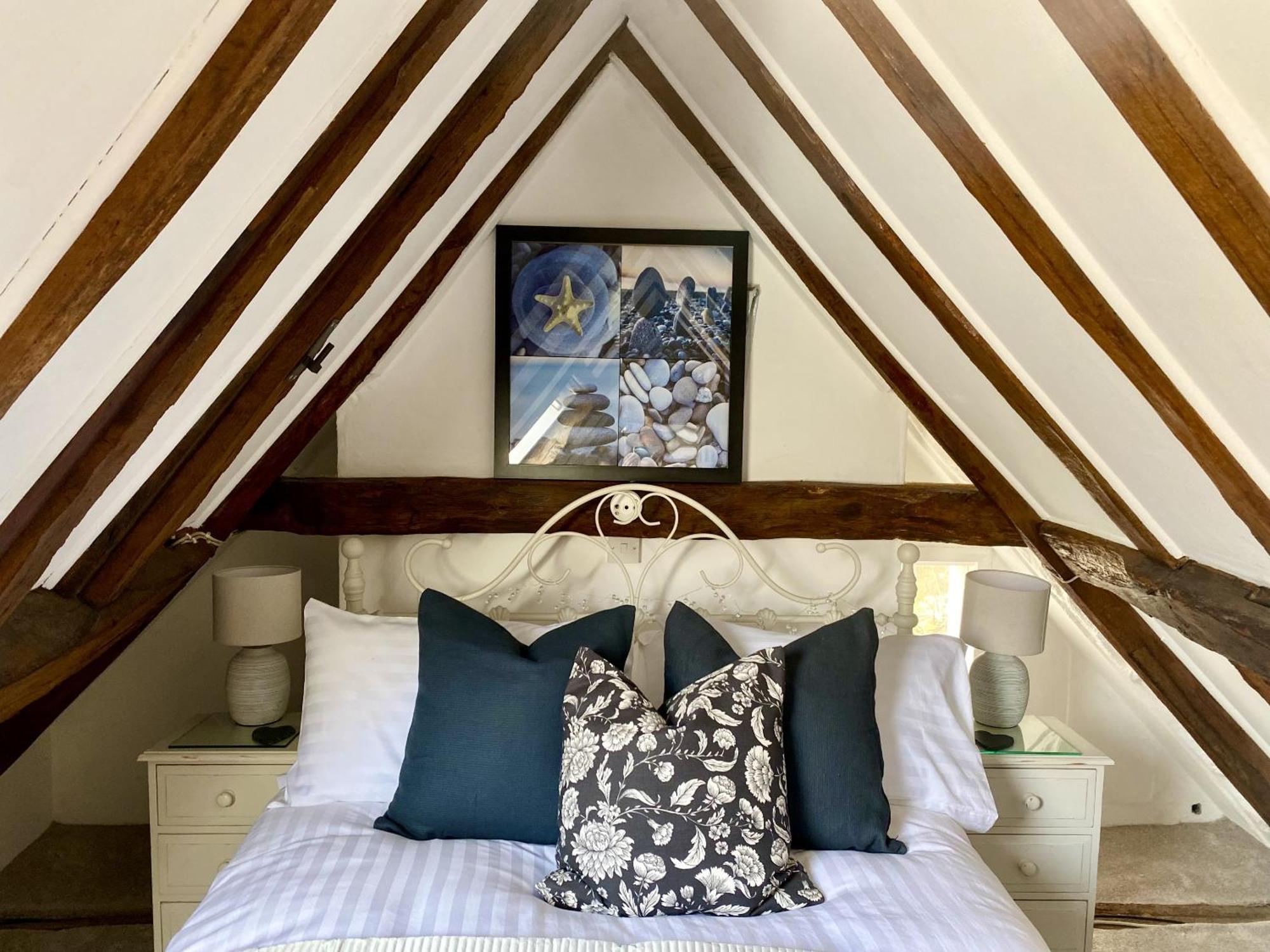 Chestnut Tree Cottage, 7 High Street Ардингли Экстерьер фото