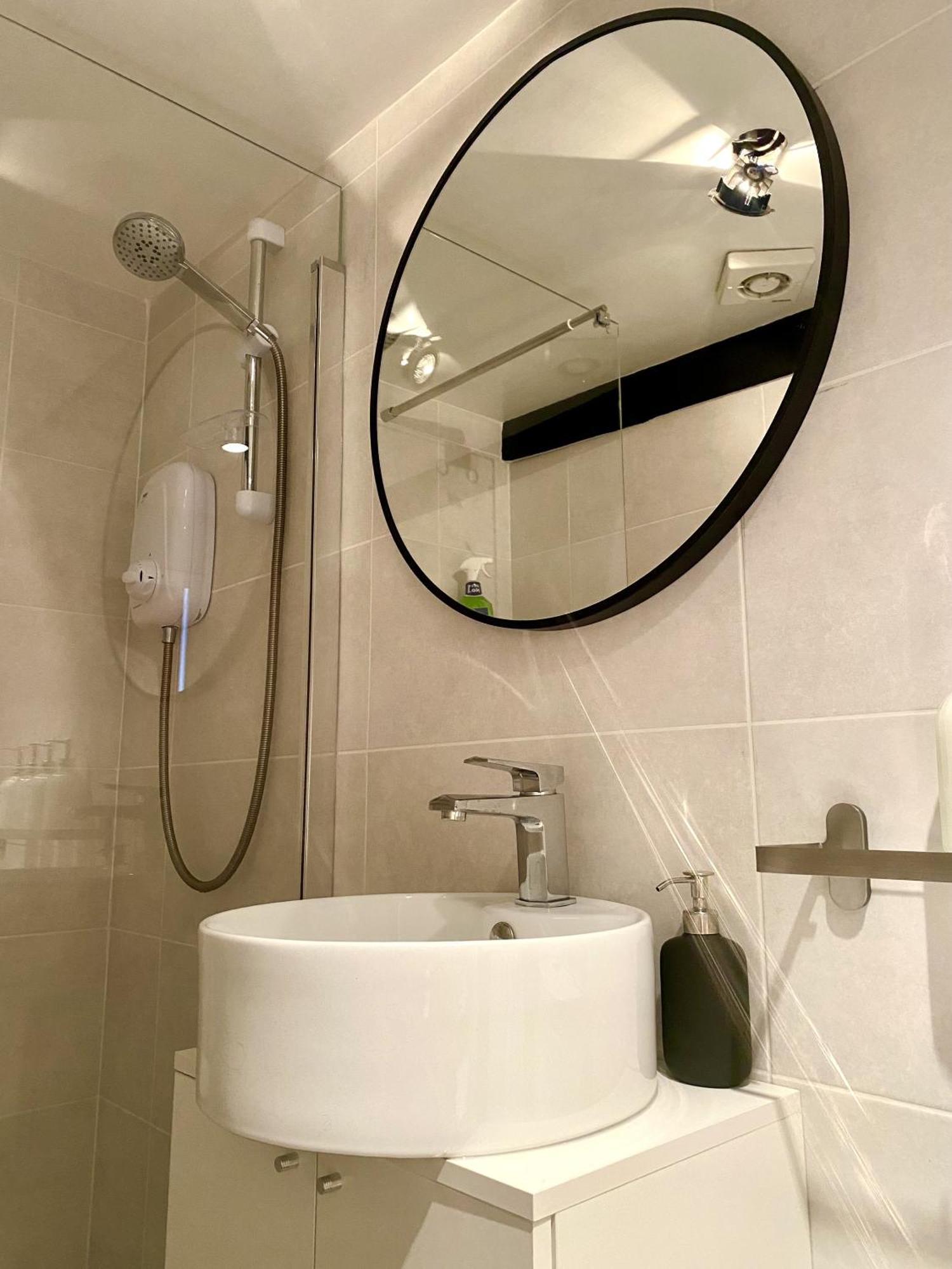 Chestnut Tree Cottage, 7 High Street Ардингли Номер фото