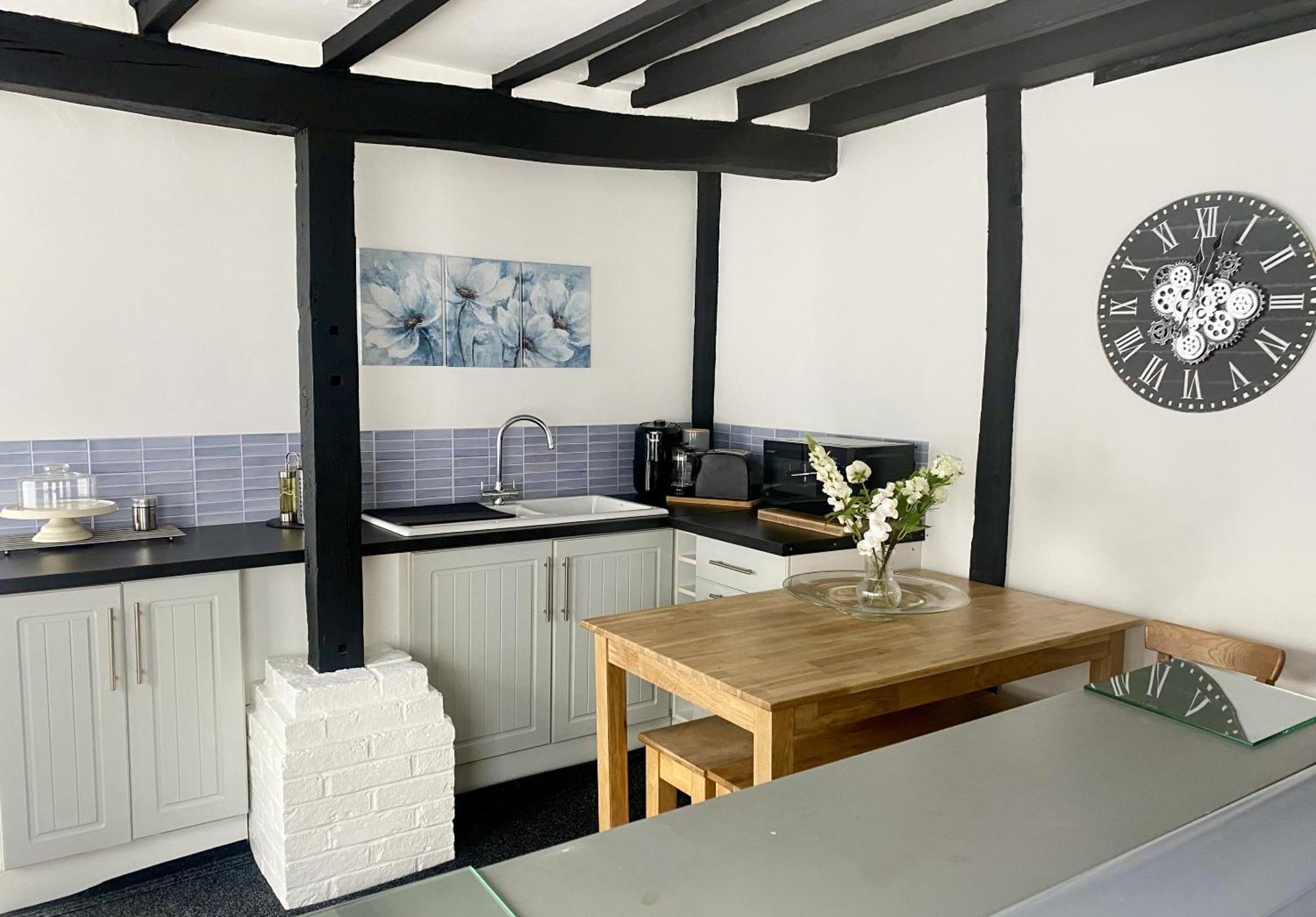 Chestnut Tree Cottage, 7 High Street Ардингли Номер фото