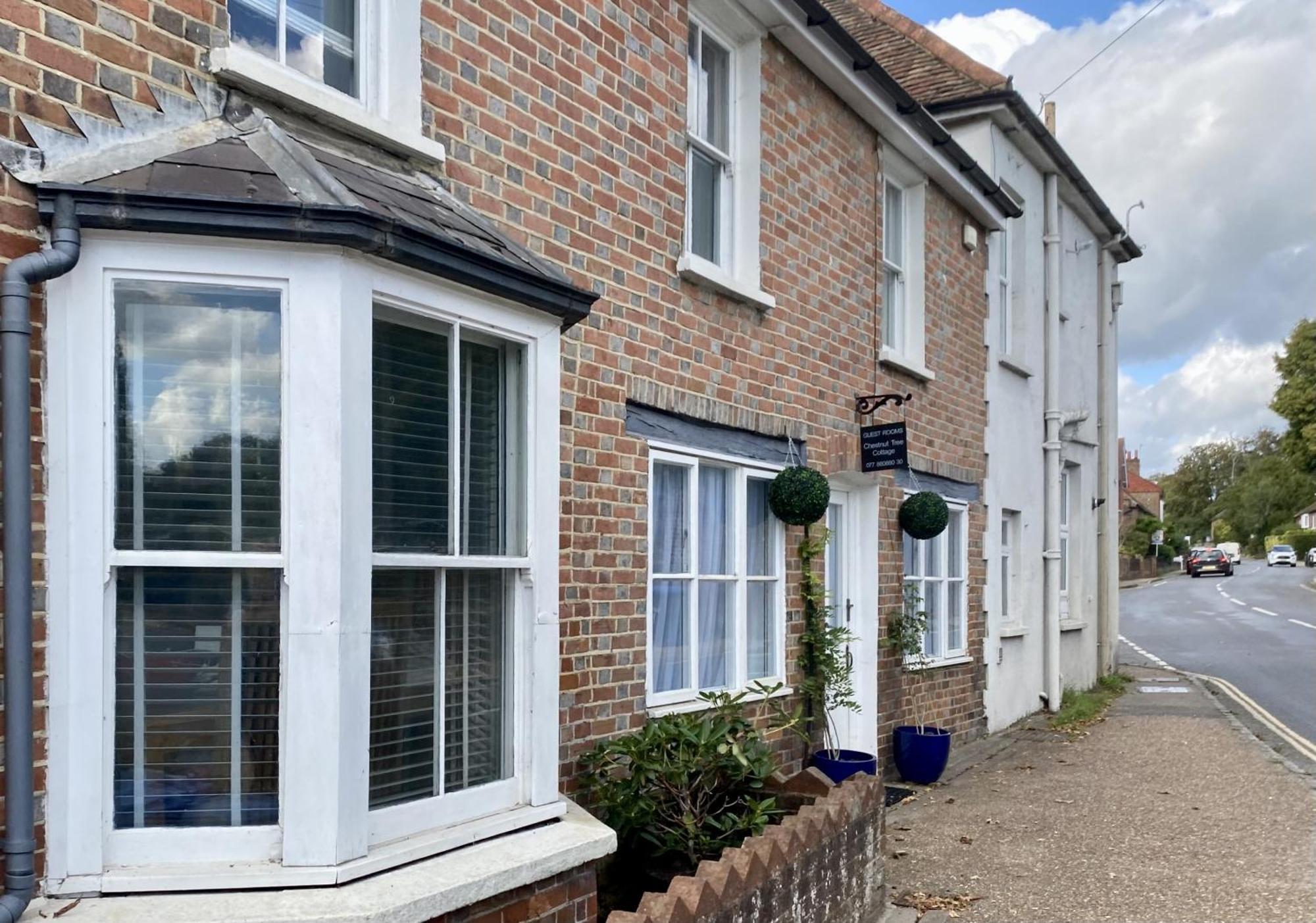 Chestnut Tree Cottage, 7 High Street Ардингли Номер фото